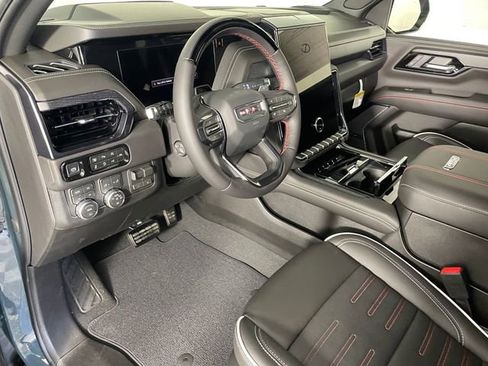 New 2026 GMC Yukon XL AT4 Ultimate AWD/4WD image 3