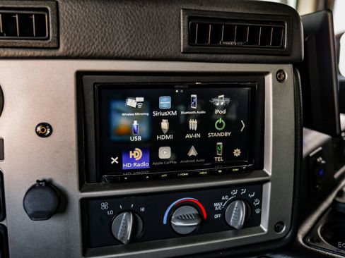 Used 2006 HUMMER H1 4-Door Wagon image 98