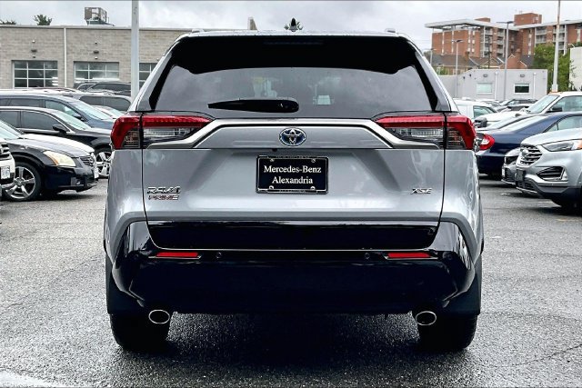 Used 2024 Toyota RAV4 XSE w/ Premium Package AWD/4WD image 3