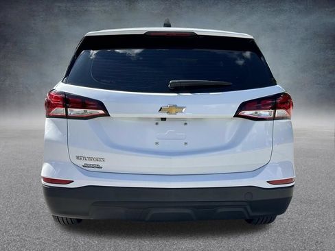 Used 2022 Chevrolet Equinox LS FWD image 6