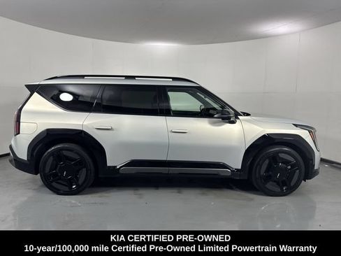 Certified 2024 Kia EV9 GT-Line AWD/4WD image 36