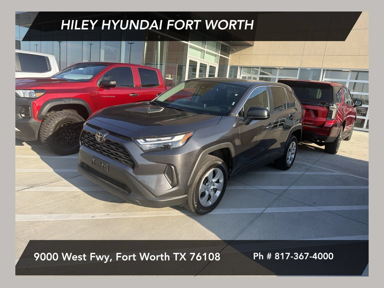 Used 2025 Toyota RAV4 LE AWD/4WD image 1