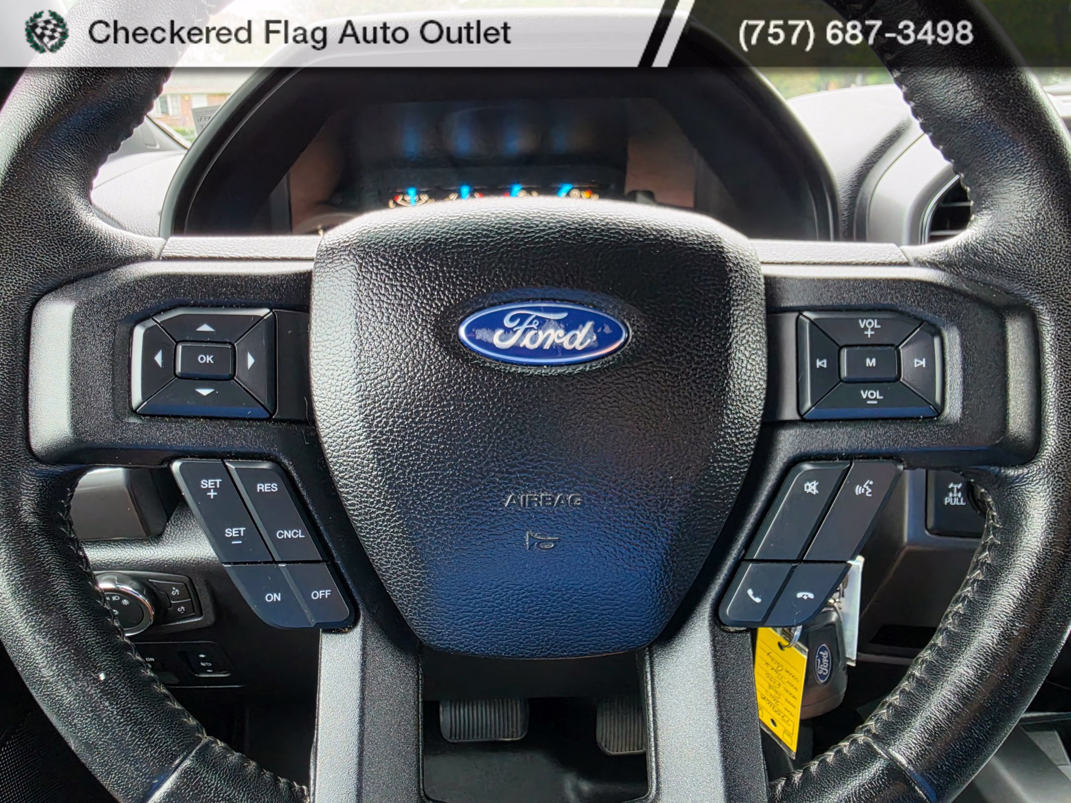 Used 2017 Ford F150 XLT w/ Equipment Group 302A Luxury AWD/4WD image 13
