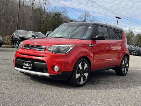 Used 2017 Kia Soul + w/ Designer's Package image 24