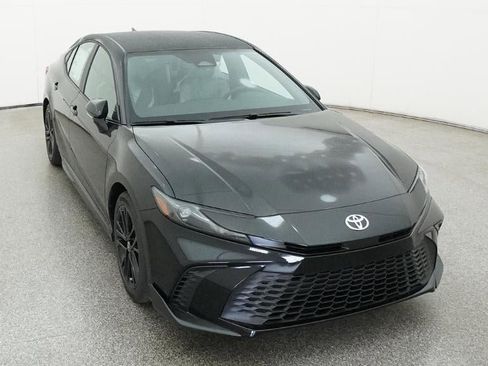 New 2026 Toyota Camry SE FWD image 14