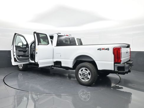 New 2026 Ford F350 XLT image 65