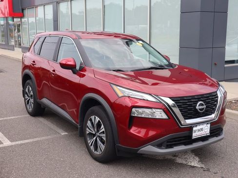 Certified 2023 Nissan Rogue SV image 3