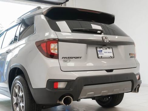 Used 2023 Honda Passport TrailSport image 9