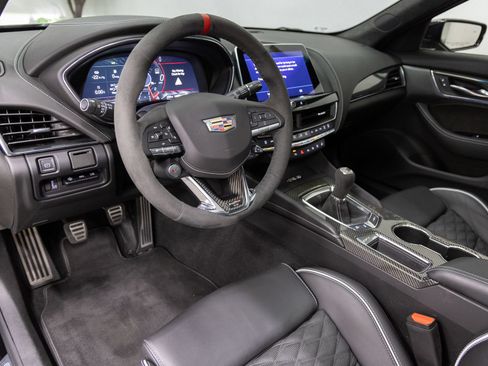 Used 2023 Cadillac CT5 V Blackwing w/ Carbon Fiber Package 2 RWD image 6