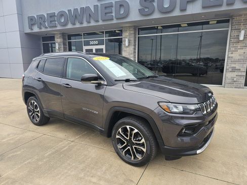 Used 2022 Jeep Compass Limited image 20