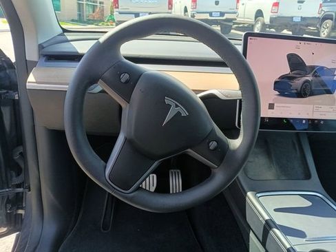 Used 2022 Tesla Model Y Performance AWD/4WD image 30