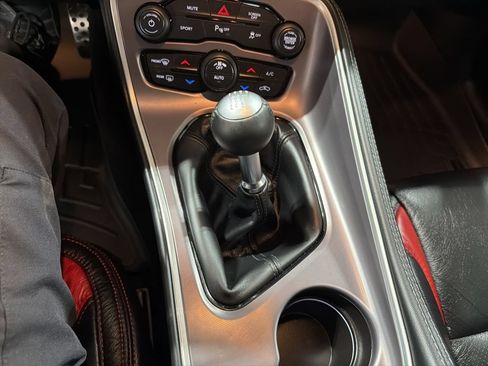 Used 2022 Dodge Challenger R/T w/ Cold Weather Group RWD image 29