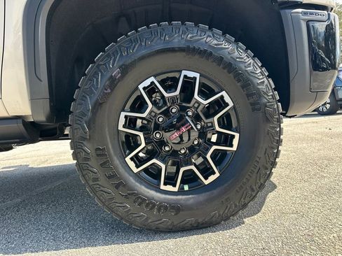 New 2026 GMC Sierra 2500 AT4X w/ LPO, Black Badging Package image 13