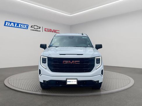 New 2026 GMC Sierra 1500 Elevation image 3