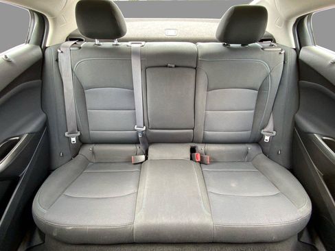 Used 2017 Chevrolet Cruze LT FWD image 14