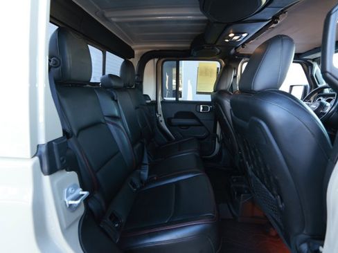 Certified 2022 Jeep Gladiator Rubicon w/ LED Lighting Group image 26