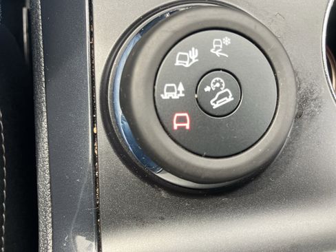 Used 2018 Ford Explorer Limited AWD/4WD image 30