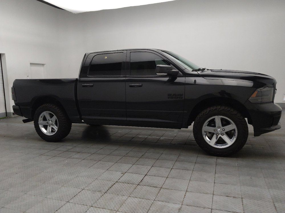 Used 2017 RAM 1500 Express w/ Black Ram 1500 Express Group RWD image 11