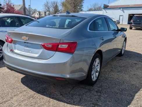 Used 2024 Chevrolet Malibu LT FWD image 3