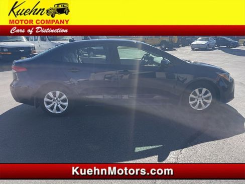 Used 2024 Toyota Corolla LE image 1