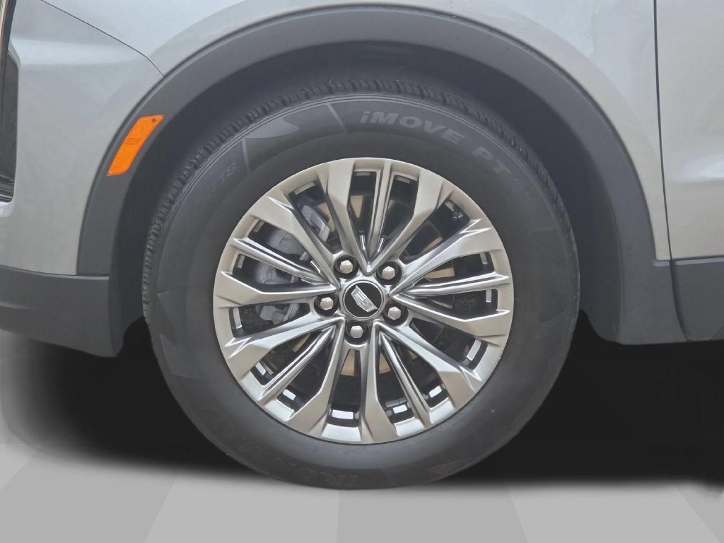 Used 2025 Cadillac XT4 Premium Luxury AWD/4WD image 11