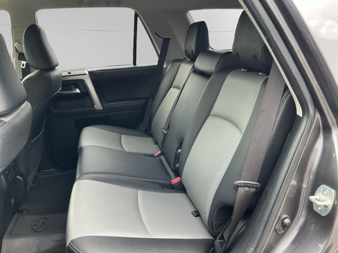 Certified 2022 Toyota 4Runner SR5 Premium AWD/4WD image 13