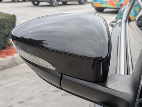 Used 2020 Volkswagen Passat 2.0T SEL image 12