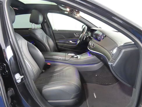 Used 2018 Mercedes-Benz S 560 Sedan image 42