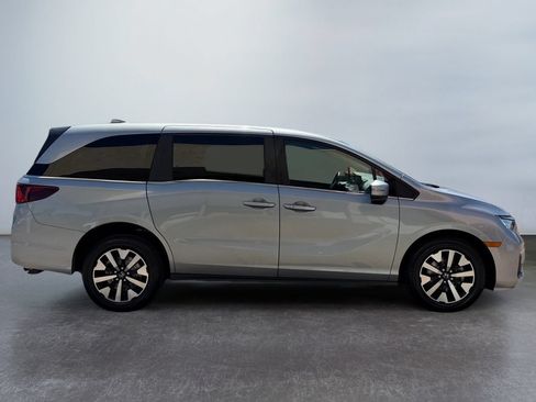 Used 2025 Honda Odyssey EX-L image 5