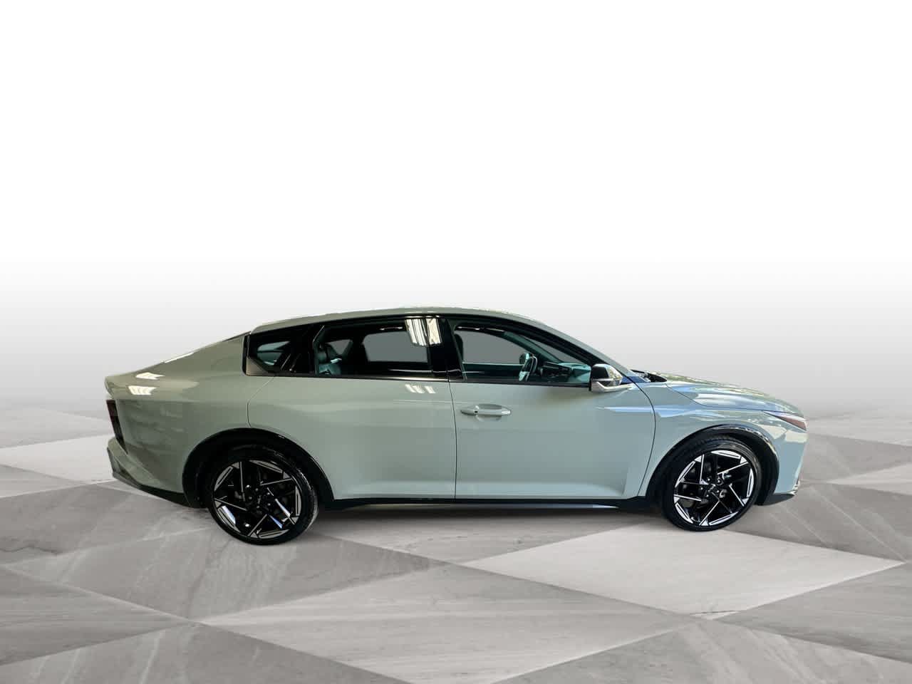 Used 2025 Kia K4 EX w/ GT-Line Sunroof Package FWD image 9