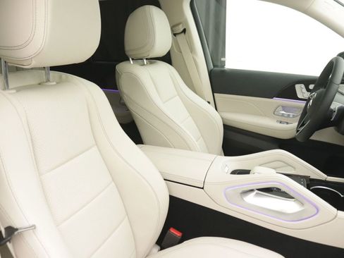 New 2026 Mercedes-Benz GLE 450 4MATIC image 9