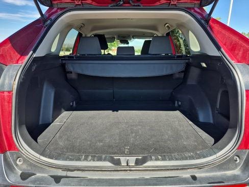 Used 2025 Toyota RAV4 XLE AWD/4WD image 21
