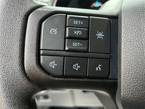 Used 2023 Ford F150 XLT image 14