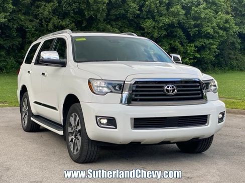 Used 2020 Toyota Sequoia Limited AWD/4WD image 9