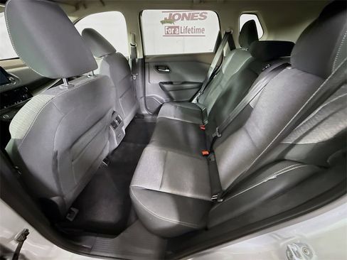 Certified 2022 Nissan Rogue SV image 25