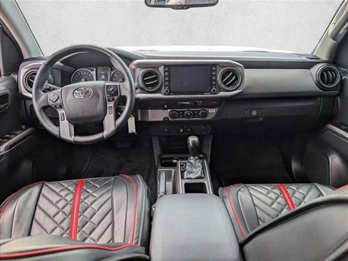 Certified 2022 Toyota Tacoma SR5 image 16