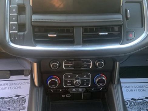 Used 2021 Chevrolet Tahoe Z71 image 21