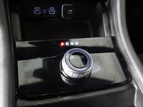 Used 2024 Jeep Grand Cherokee Altitude image 44