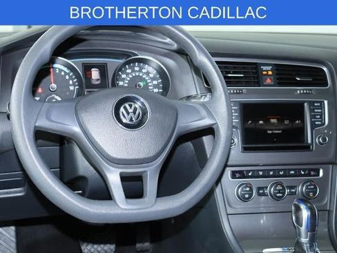 Used 2016 Volkswagen e-Golf SE FWD image 19