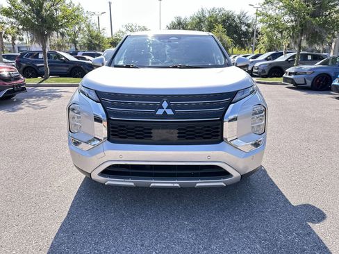 Used 2024 Mitsubishi Outlander SE FWD image 9