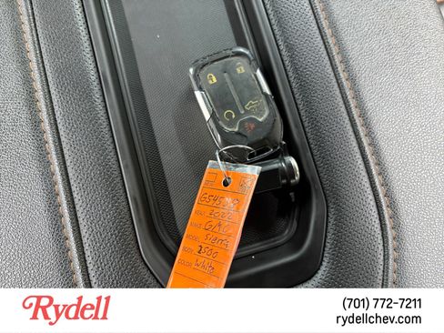 Used 2022 GMC Sierra 2500 AT4 w/ Gooseneck/5TH Wheel Package image 21