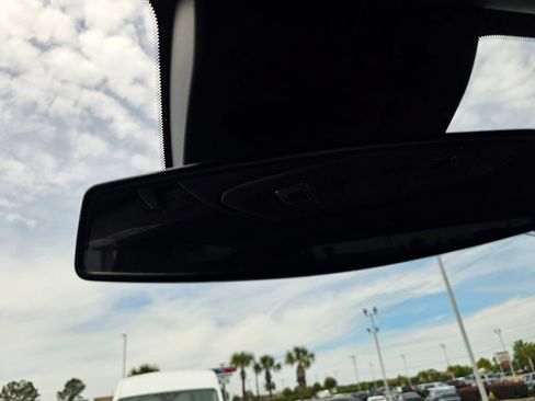 Used 2025 GMC Sierra 1500 Elevation AWD/4WD image 25
