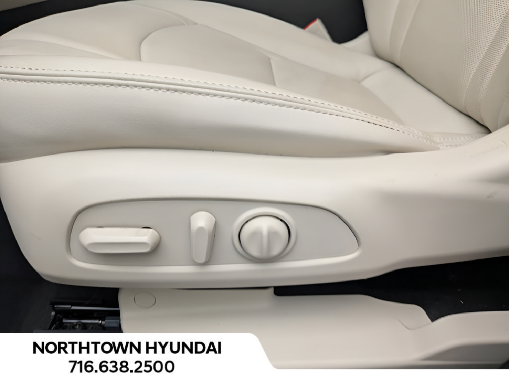 Used 2024 Buick Enclave Essence AWD/4WD image 35