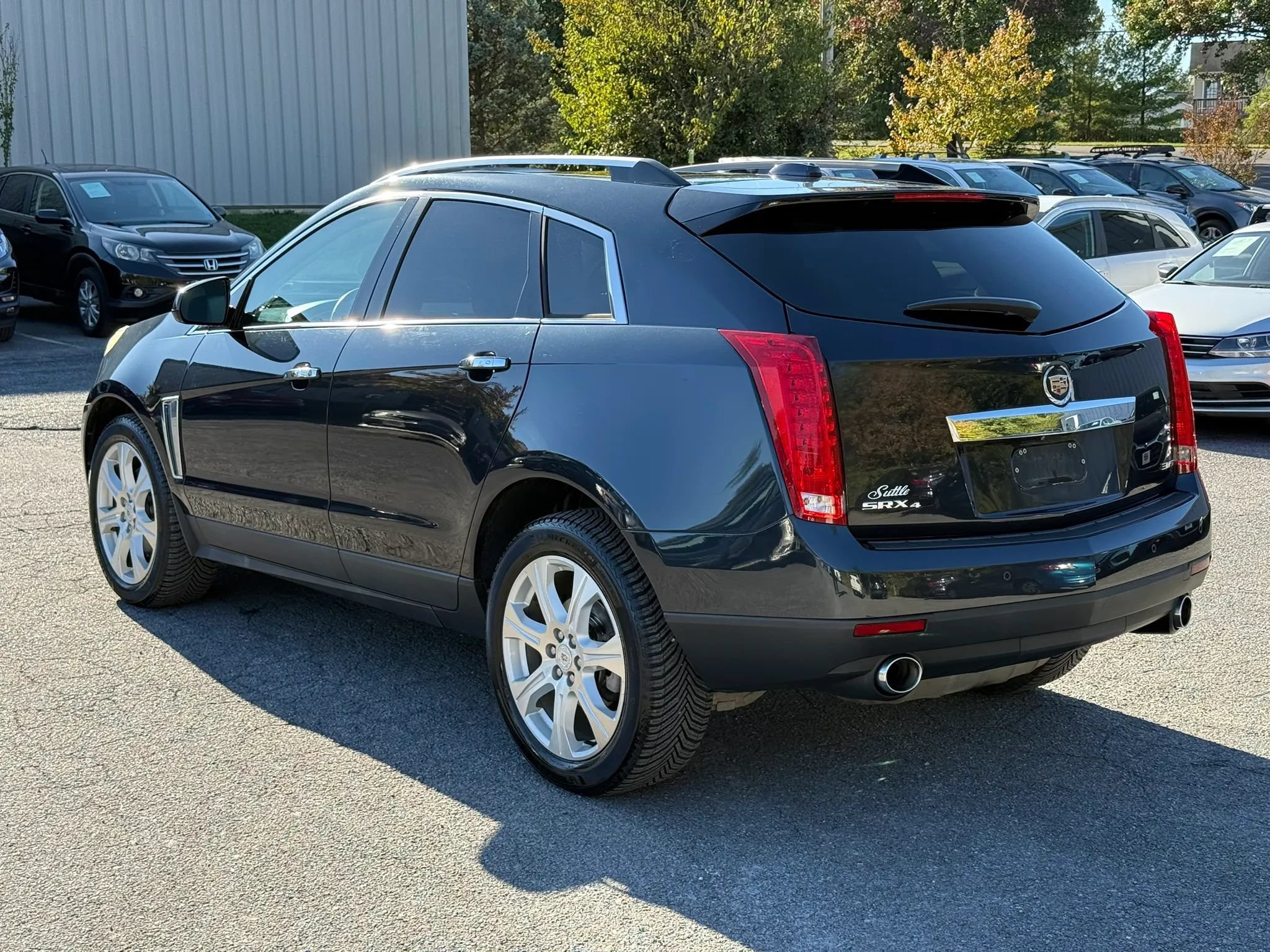 Used 2016 Cadillac SRX Performance w/ Driver Assist Package AWD/4WD image 3