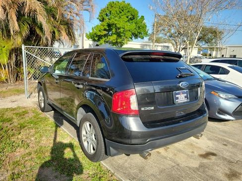 Used 2013 Ford Edge SE image 3