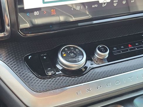 New 2026 Ford Expedition Platinum w/ Stealth Appearance Package image 21