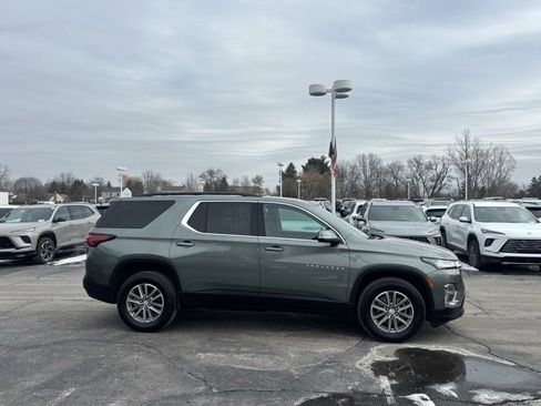 Certified 2022 Chevrolet Traverse LT image 4
