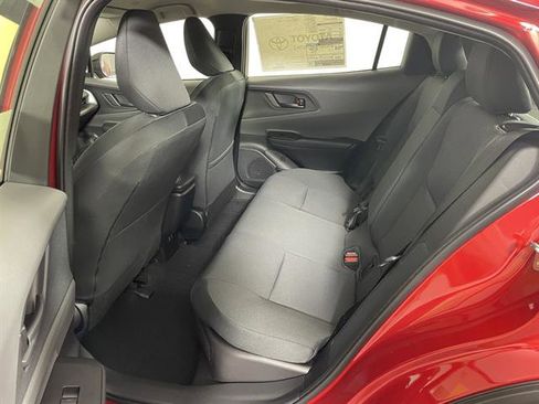 New 2026 Toyota Prius LE image 10