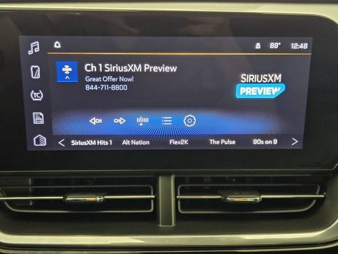 Used 2024 Chevrolet Trax RS FWD image 17