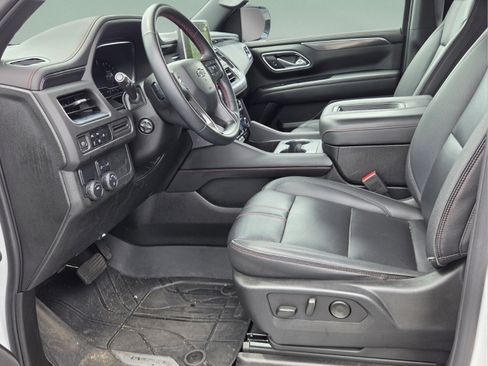 Used 2023 Chevrolet Tahoe RST w/ Luxury Package RWD image 13